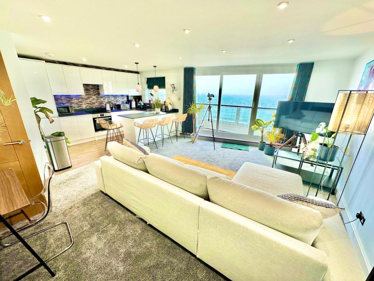 Stunning Sea View Two Double Bedroom Apartment - With Balcony - Opposite Beachfront Walk Bournemouth Exterior foto