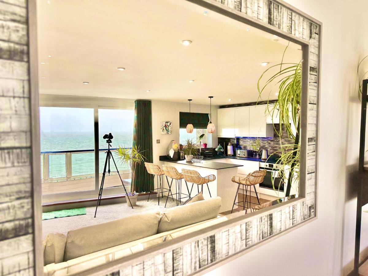 Stunning Sea View Two Double Bedroom Apartment - With Balcony - Opposite Beachfront Walk Bournemouth Exterior foto