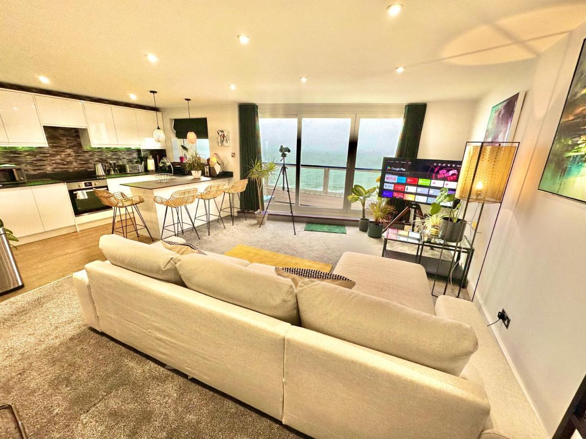 Stunning Sea View Two Double Bedroom Apartment - With Balcony - Opposite Beachfront Walk Bournemouth Exterior foto