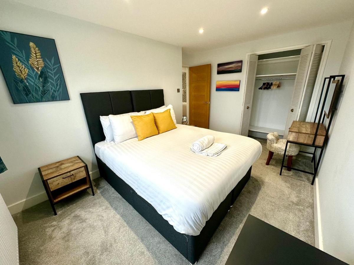 Stunning Sea View Two Double Bedroom Apartment - With Balcony - Opposite Beachfront Walk Bournemouth Exterior foto