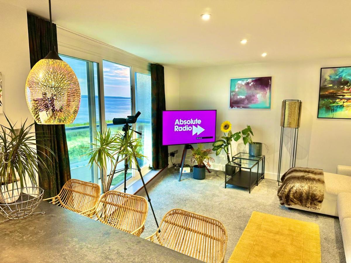 Stunning Sea View Two Double Bedroom Apartment - With Balcony - Opposite Beachfront Walk Bournemouth Exterior foto