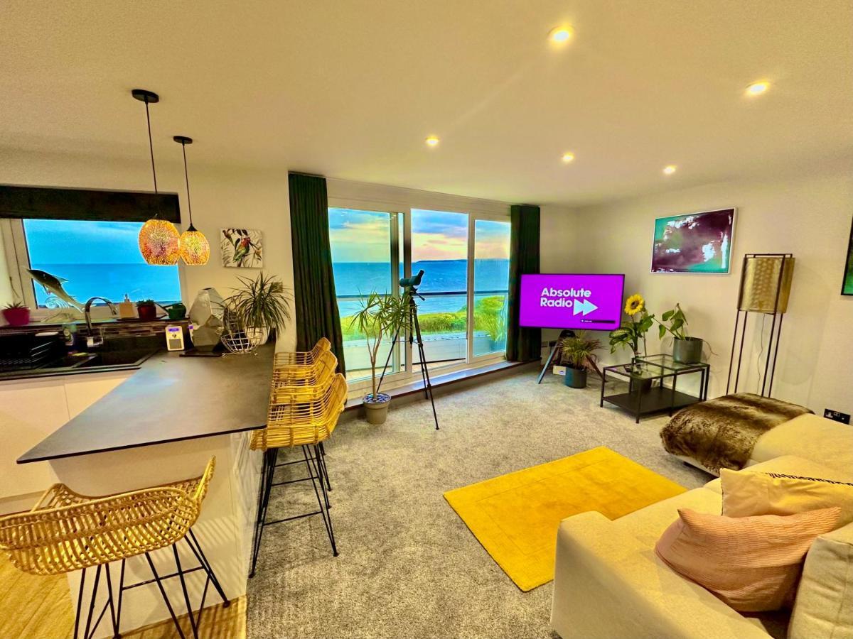 Stunning Sea View Two Double Bedroom Apartment - With Balcony - Opposite Beachfront Walk Bournemouth Exterior foto
